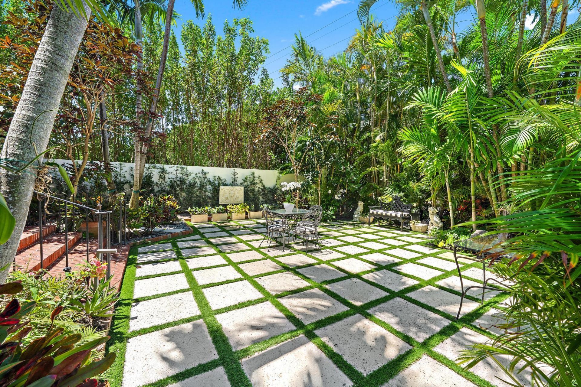 151 S County Road, Unit 1st Fl, Palm Beach, FL 33480 Photo