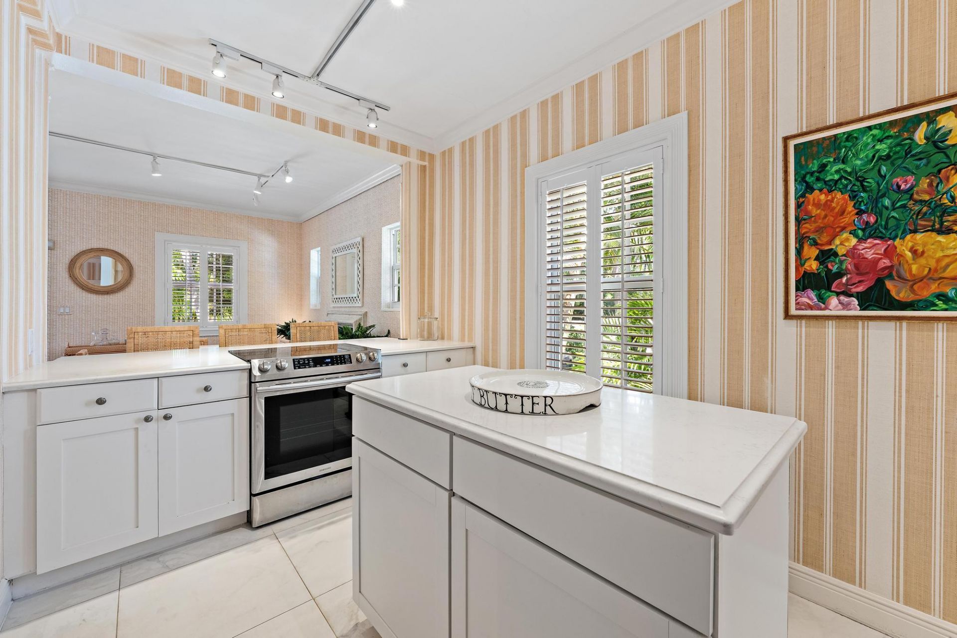151 S County Road, Unit 1st Fl, Palm Beach, FL 33480 Photo