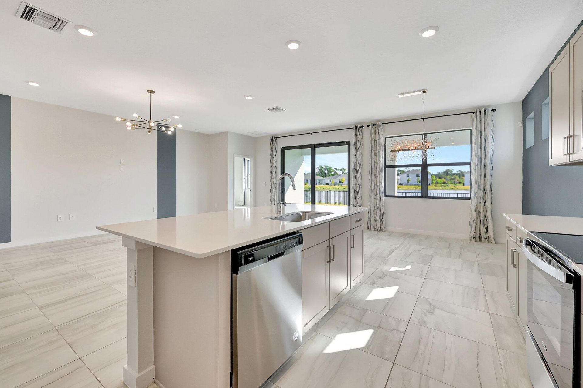 6007 SE Skyblue Circle, Stuart, FL 34997 Photo