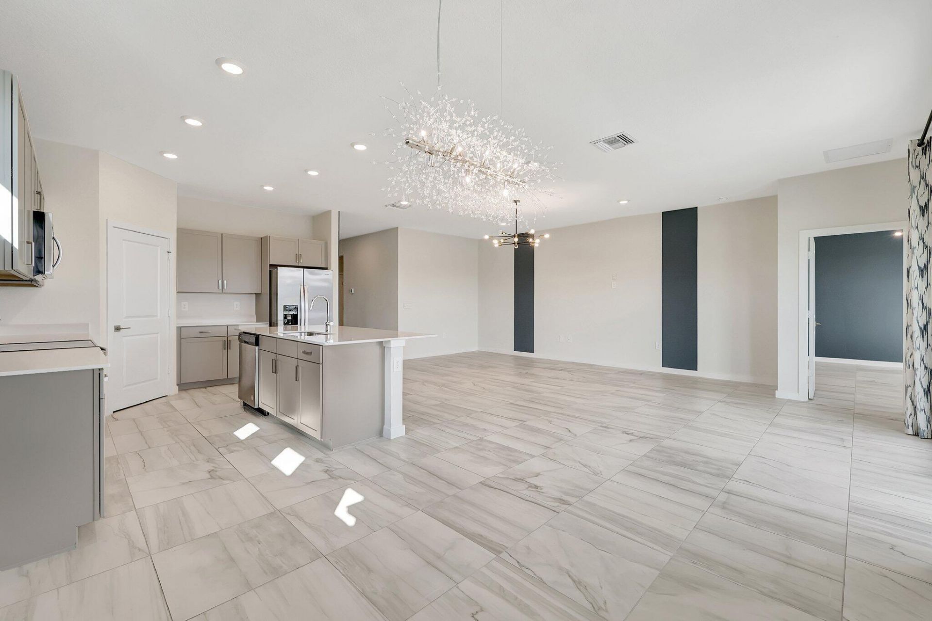6007 SE Skyblue Circle, Stuart, FL 34997 Photo