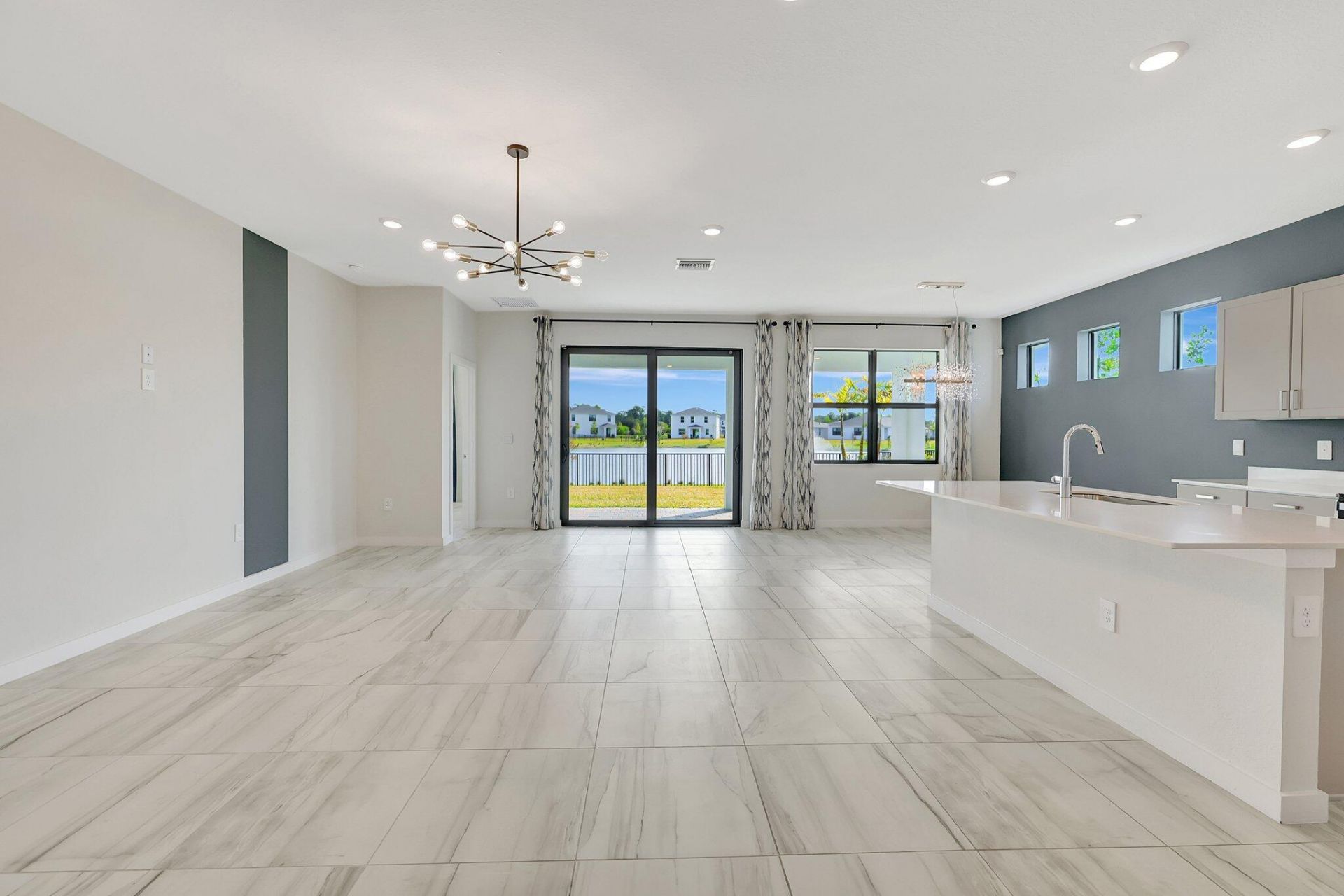 6007 SE Skyblue Circle, Stuart, FL 34997 Photo