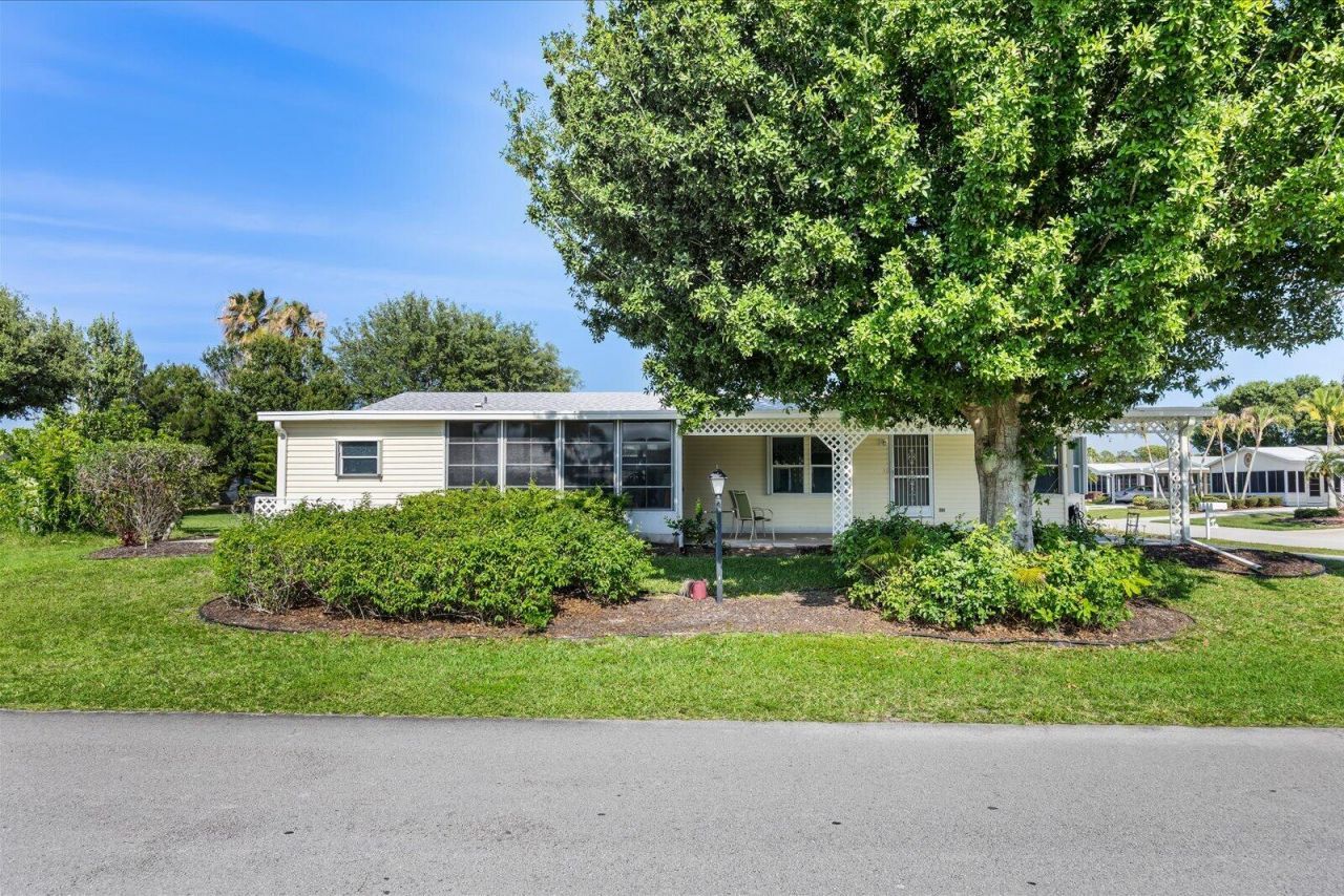 3800 Spatterdock Lane, Port Saint Lucie, FL 34952 Photo