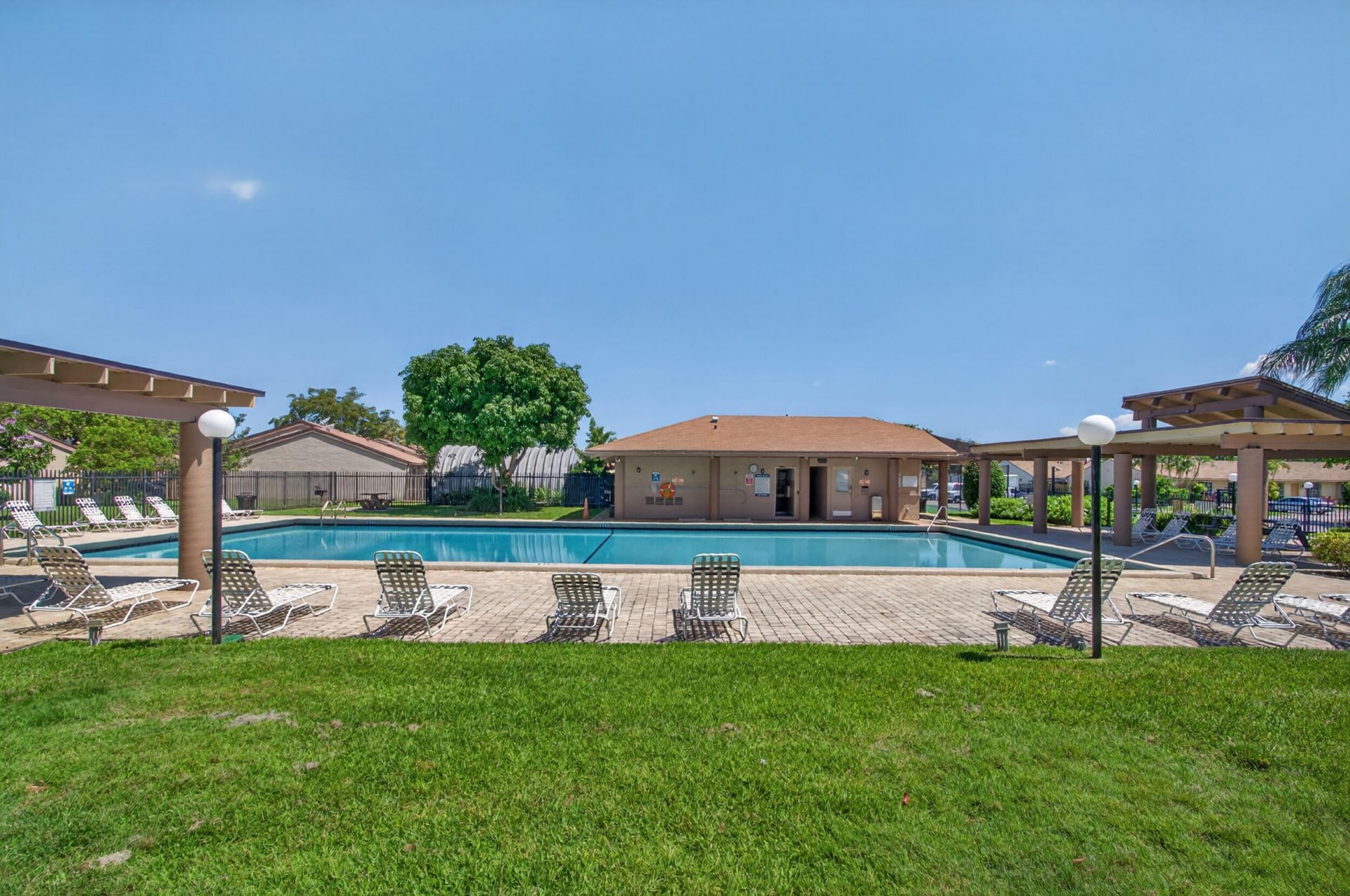 2132 SW 82nd Avenue, Unit 2132, Davie, FL 33324 Photo