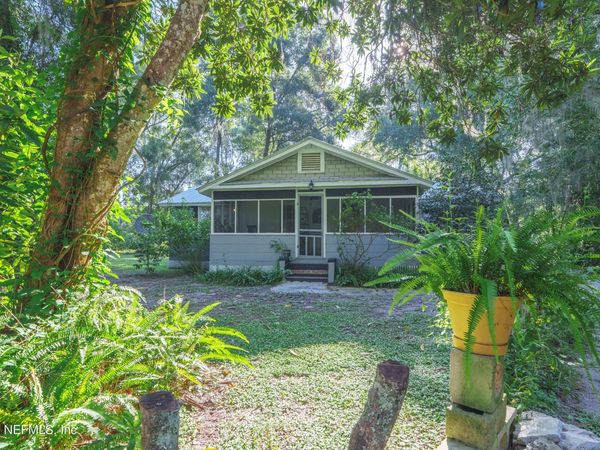 210 PINE Avenue, Pomona Park, FL 32181