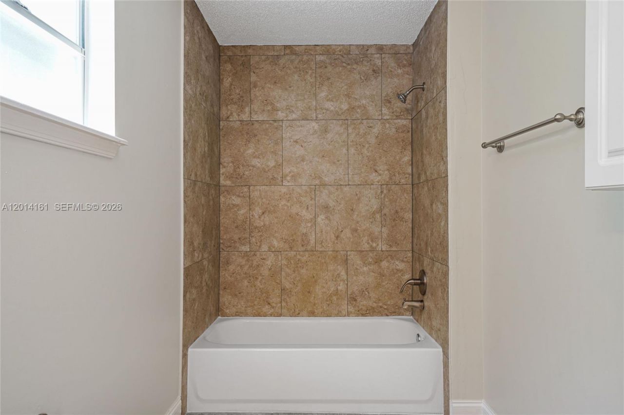 1332 Waterway Cove Dr, Wellington, FL 33414 Photo