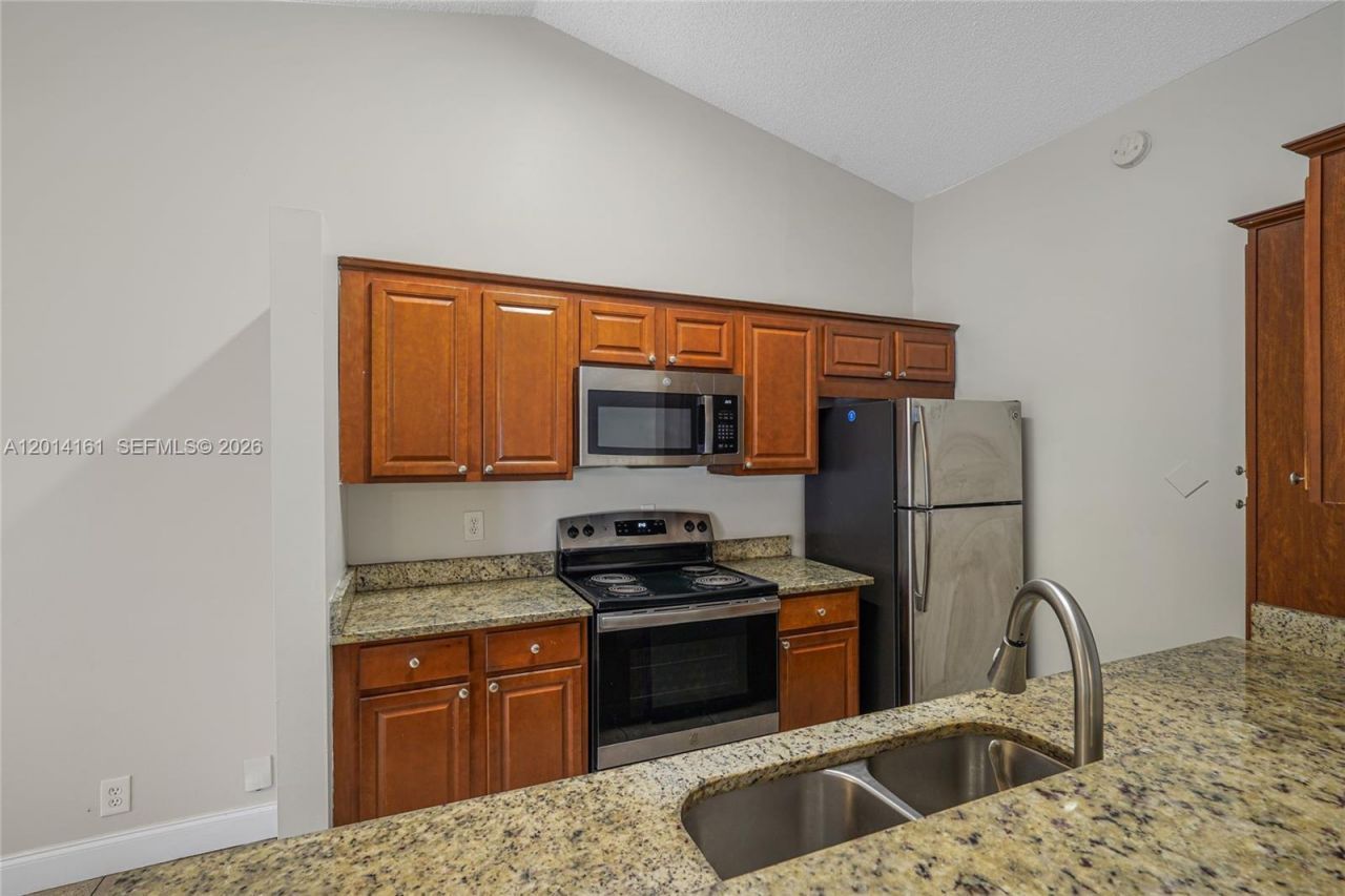 1332 Waterway Cove Dr, Wellington, FL 33414 Photo