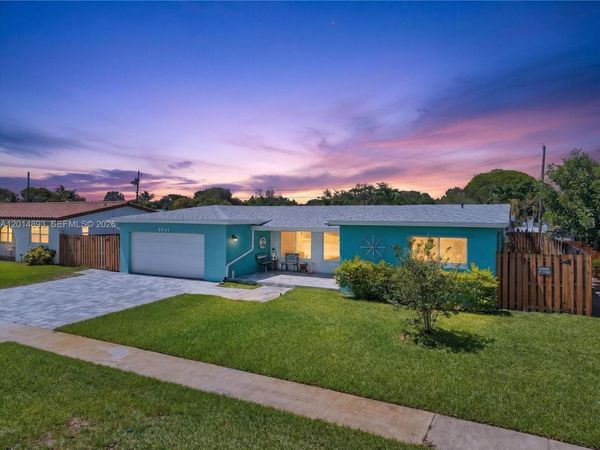 9341 SW 56th St , Cooper City, FL 33328