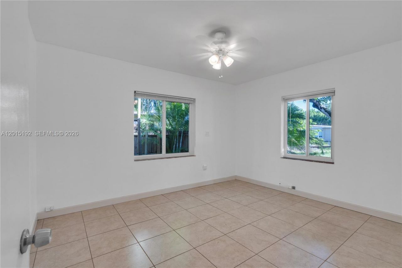 6141 SW 47th St, Miami, FL 33155 Photo