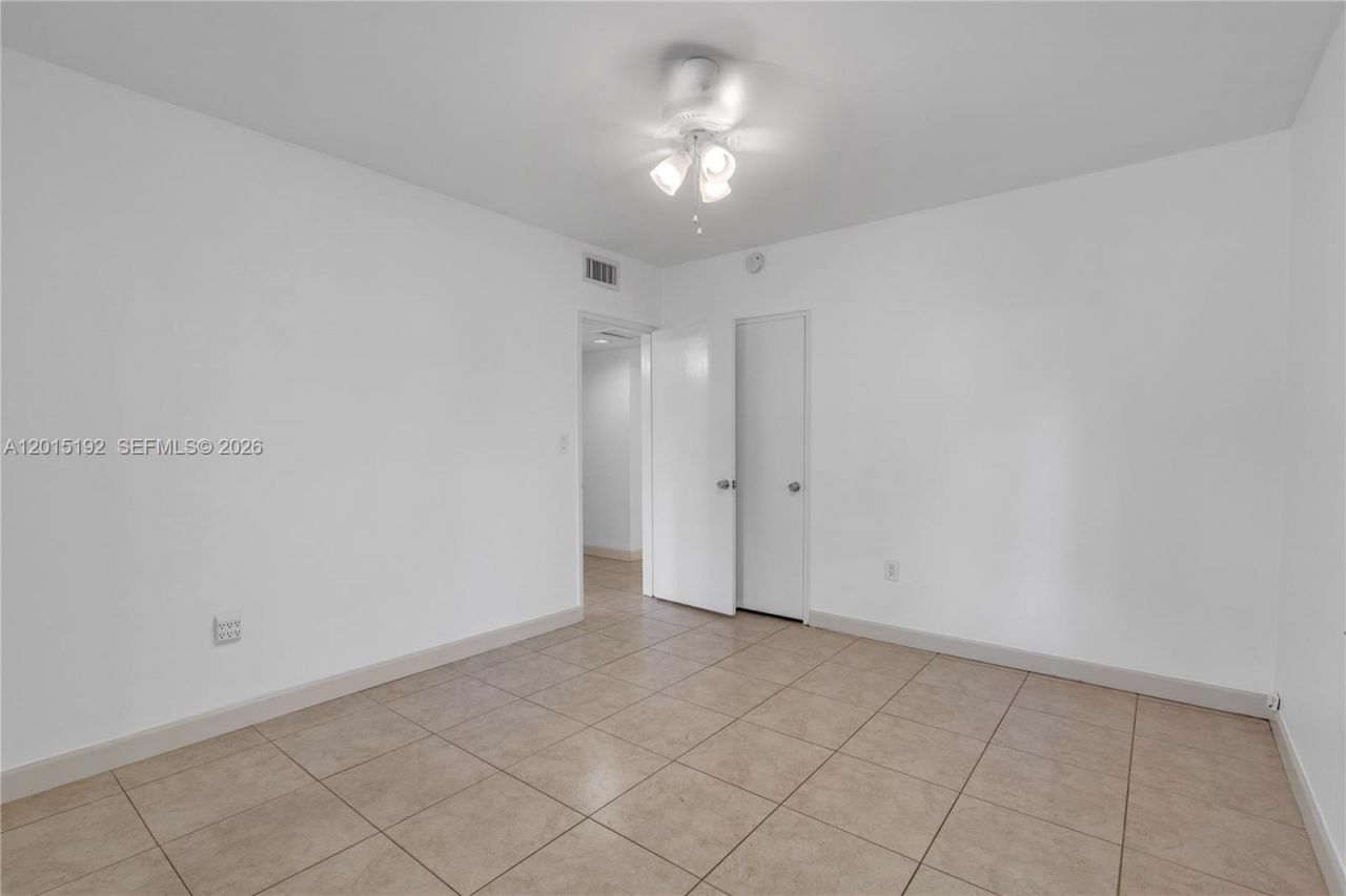 6141 SW 47th St, Miami, FL 33155 Photo