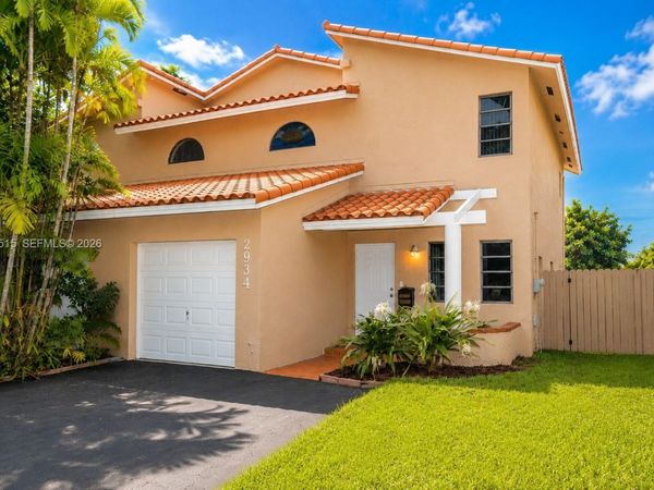 2934 Whitehead St, Unit 2, Miami, FL 33133