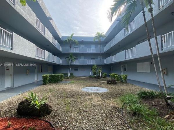 6195 W 18th Ave , Unit G109, Hialeah, FL 33012