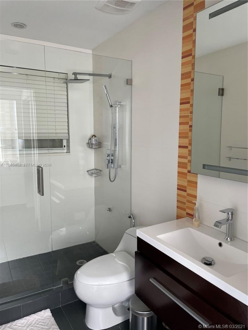 10933 NW 73 Te , Doral, FL 33178 Photo