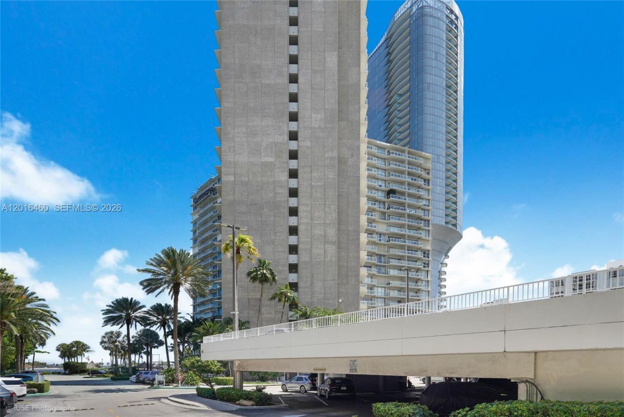 2451 Brickell Ave , Unit 20H, Miami, FL 33129 Photo