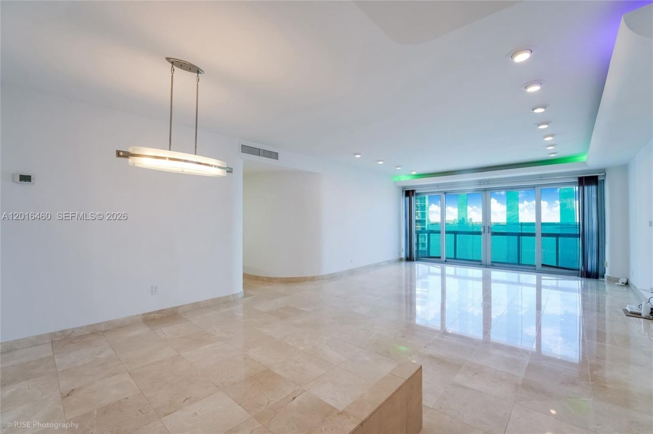 2451 Brickell Ave , Unit 20H, Miami, FL 33129 Photo