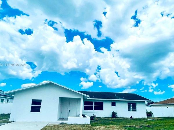 2351 SW Chestnut Ln , Unit N/A, Port St. Lucie, FL 34953