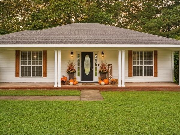 4013 Blakewood Drive W, Semmes, AL 36575
