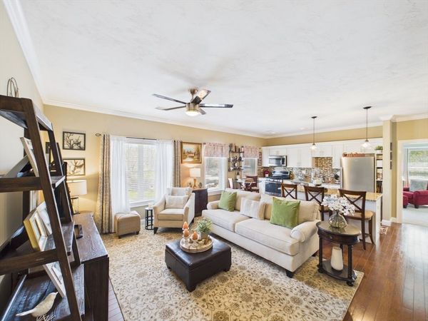 1429 Main Street, Unit 5E, Walpole, MA 02081
