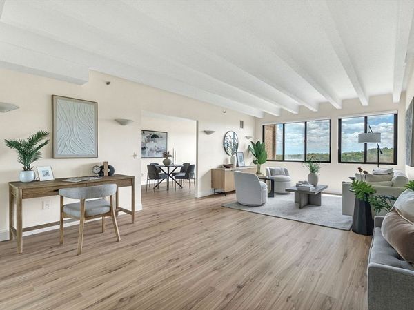 1731 Beacon Street, Unit 1515, Brookline, MA 02445