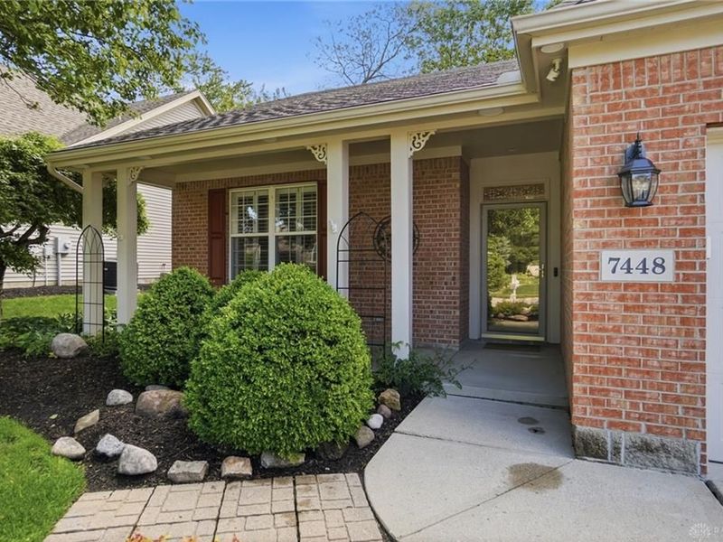 7448 New York Way, Butler Township, OH 45414 Photo 6