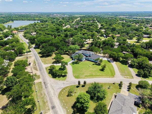 428 squaw creek Road, Willow Park, TX 76087