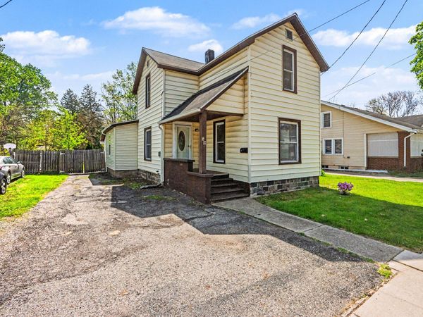 59 S Jefferson Street, Coldwater, MI 49036