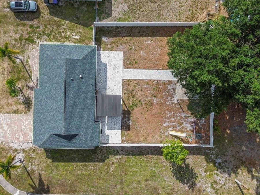Property Image 43