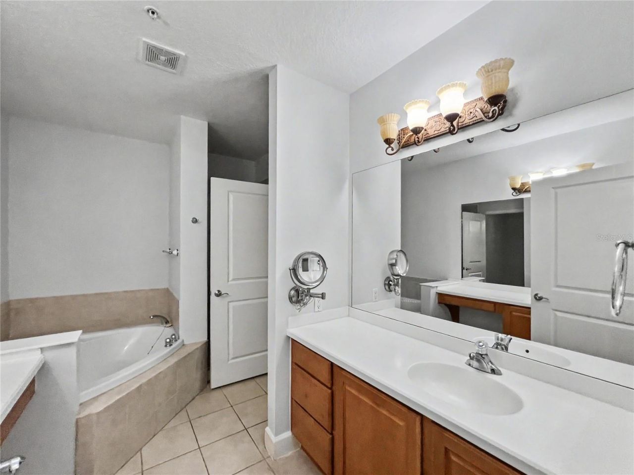 1230 Wright Circle, Unit 108, Celebration, FL 34747 Photo