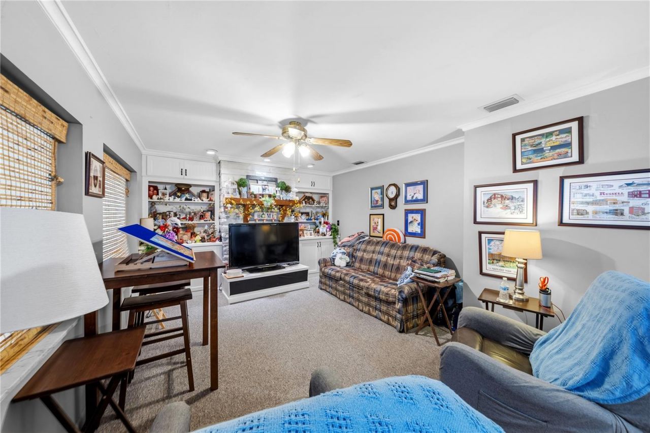 11690 SE 132nd Street Road, Ocklawaha, FL 32179 Photo