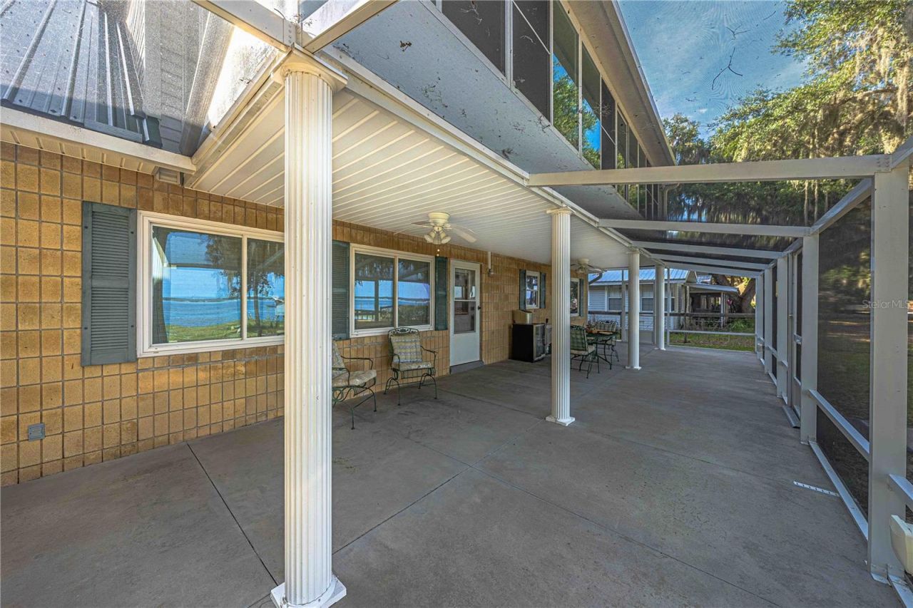 11690 SE 132nd Street Road, Ocklawaha, FL 32179 Photo