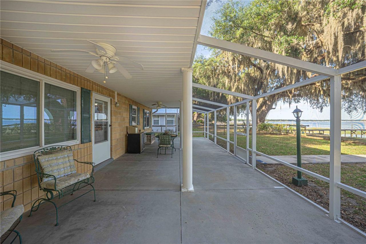 11690 SE 132nd Street Road, Ocklawaha, FL 32179 Photo