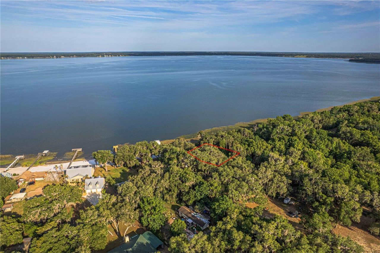 11690 SE 132nd Street Road, Ocklawaha, FL 32179 Photo