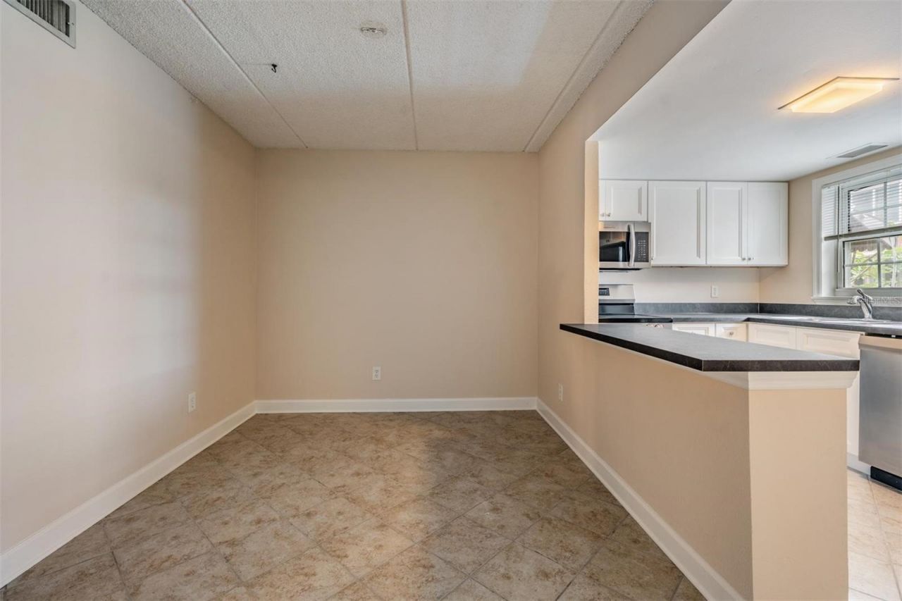 8565 12th Way N, Unit A, Saint Petersburg, FL 33702 Photo