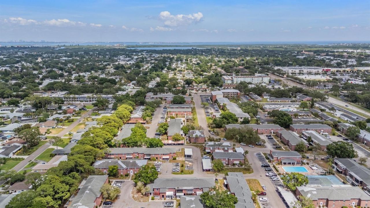 8565 12th Way N, Unit A, Saint Petersburg, FL 33702 Photo