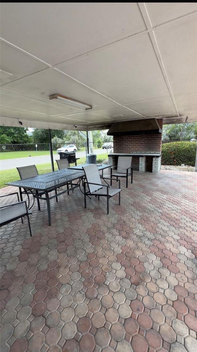8565 12th Way N, Unit A, Saint Petersburg, FL 33702 Photo