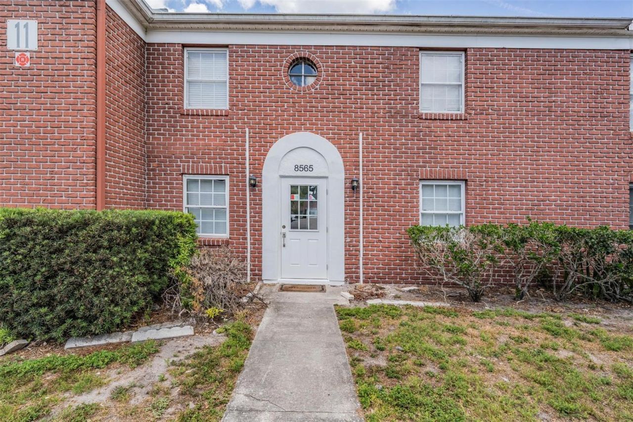 8565 12th Way N, Unit A, Saint Petersburg, FL 33702 Photo