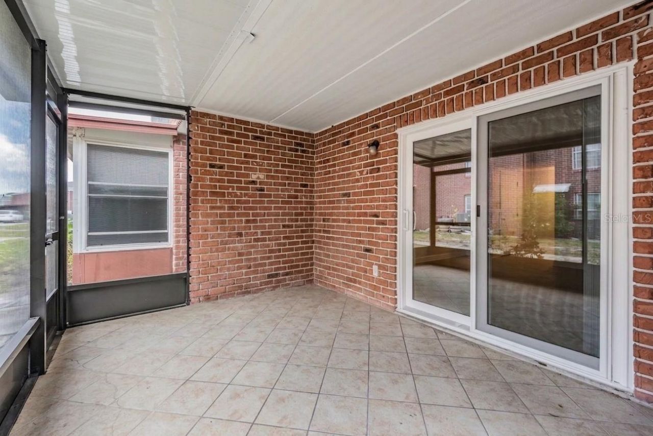 8565 12th Way N, Unit A, Saint Petersburg, FL 33702 Photo