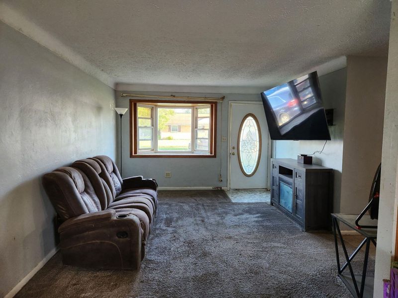 835 Fitchland Drive, Vandalia, OH 45377 Photo 4