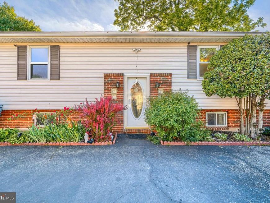 212 A Evans Street, Glen Burnie, MD 21060 Main Photo