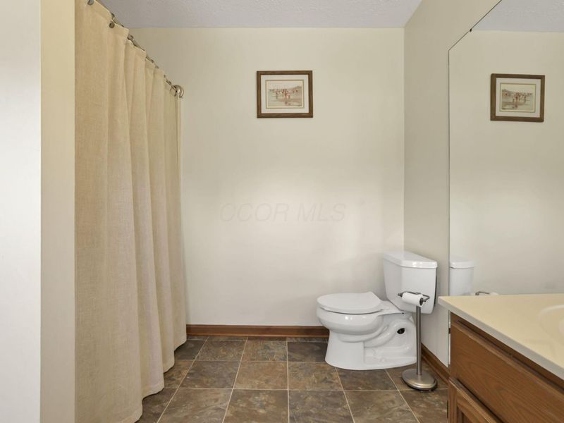 1368 Coonpath Road NW, Lancaster, OH 43130 Photo 32
