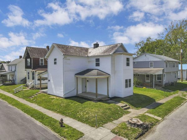 507 W 2nd Street , Logan, OH 43138