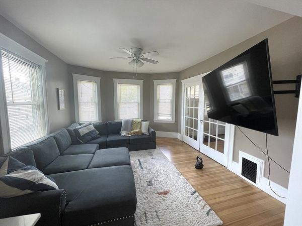 15 Palmer, Unit 2, Waltham, MA 02451