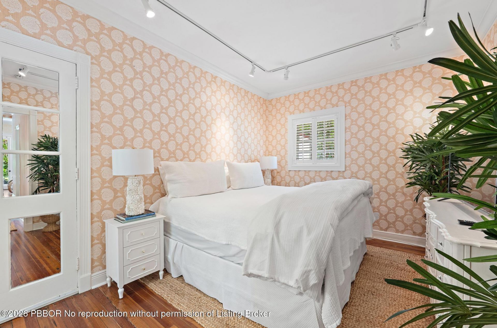 151 S County Road, Unit 1st Fl, Palm Beach, FL 33480 Photo