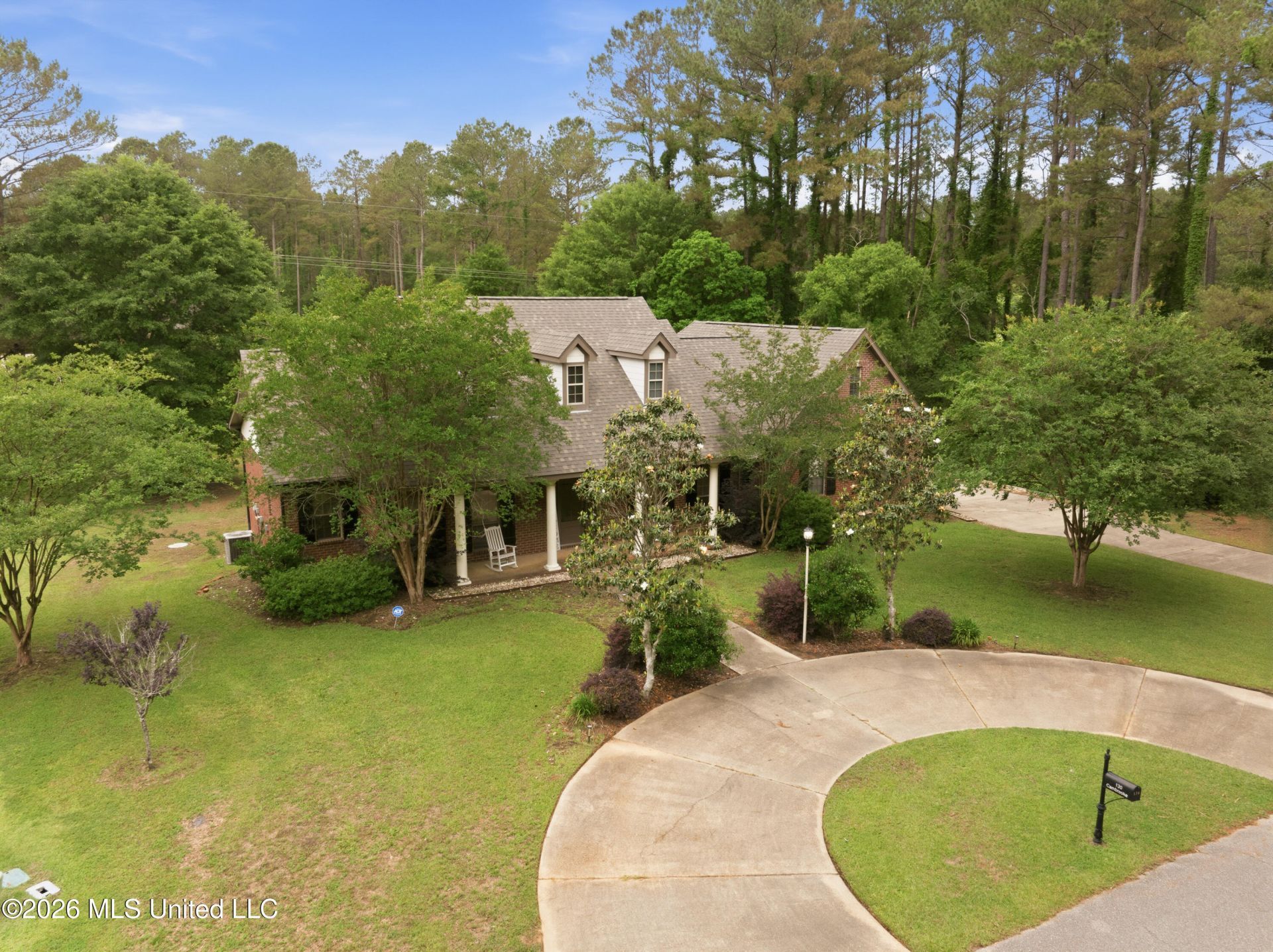 130 Cambrooke , Hattiesburg, MS 39402 Main Photo