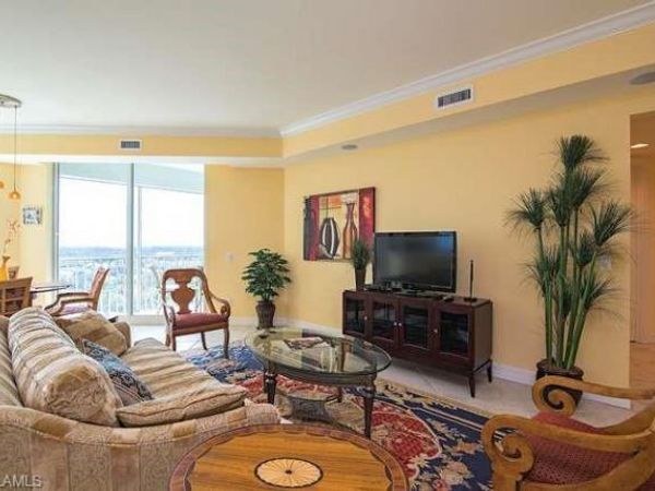 295 Grande WAY , Unit 1006, NAPLES, FL 34110