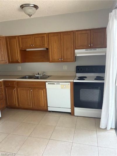 1560 Colonial Blvd , Unit 136, Fort Myers, FL 33907 Photo