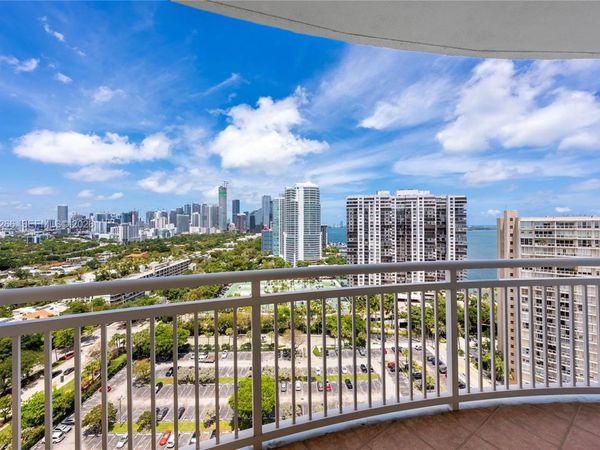 2475 Brickell Ave , Unit 2206, Miami, FL 33129