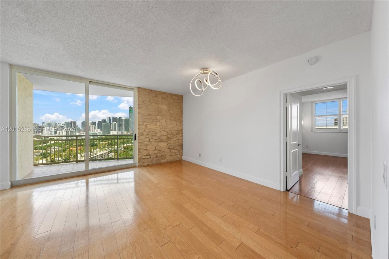 2475 Brickell Ave , Unit 2206, Miami, FL 33129 Photo