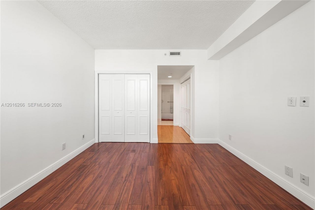 2475 Brickell Ave , Unit 2206, Miami, FL 33129 Photo