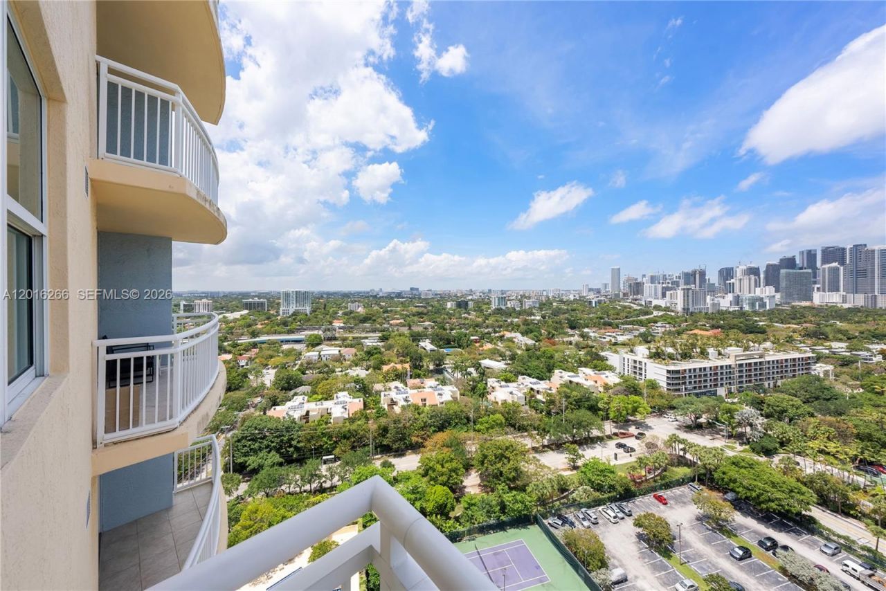 2475 Brickell Ave , Unit 2206, Miami, FL 33129 Photo