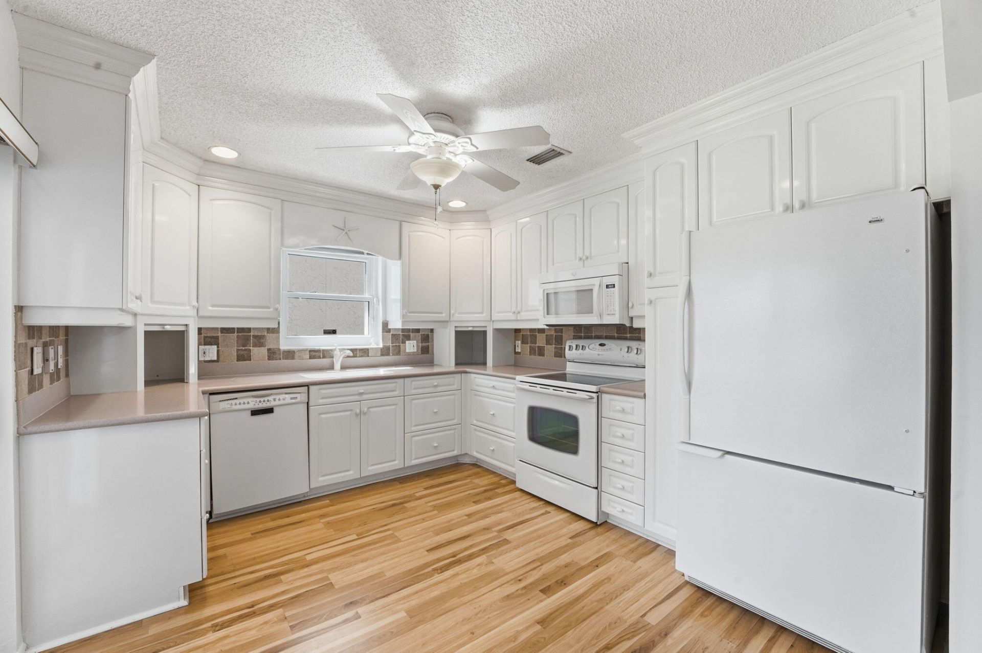 12076 Country Greens Boulevard, Boynton Beach, FL 33437 Photo